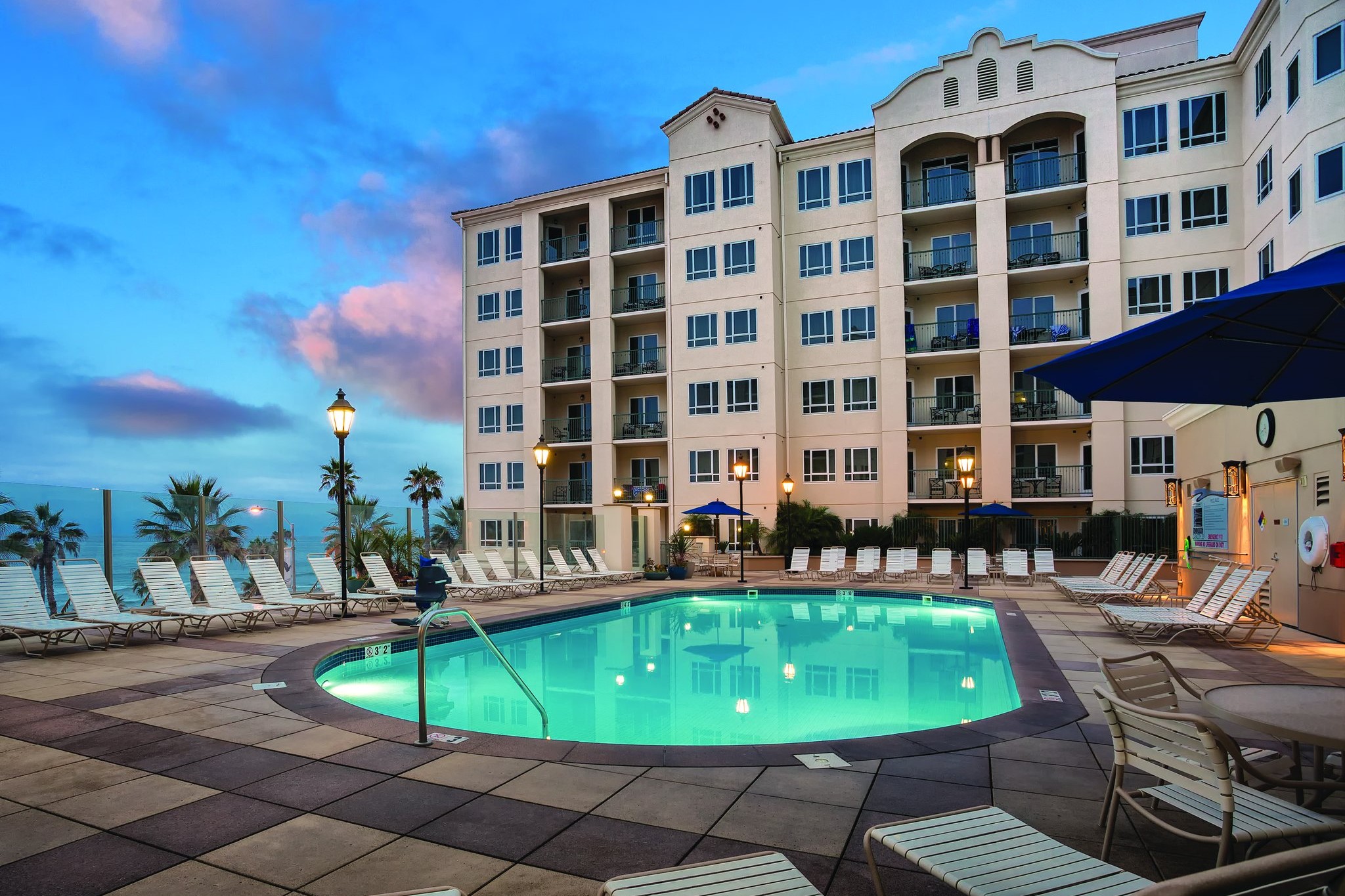 CW_Oceanside_dusk_pool_1_S