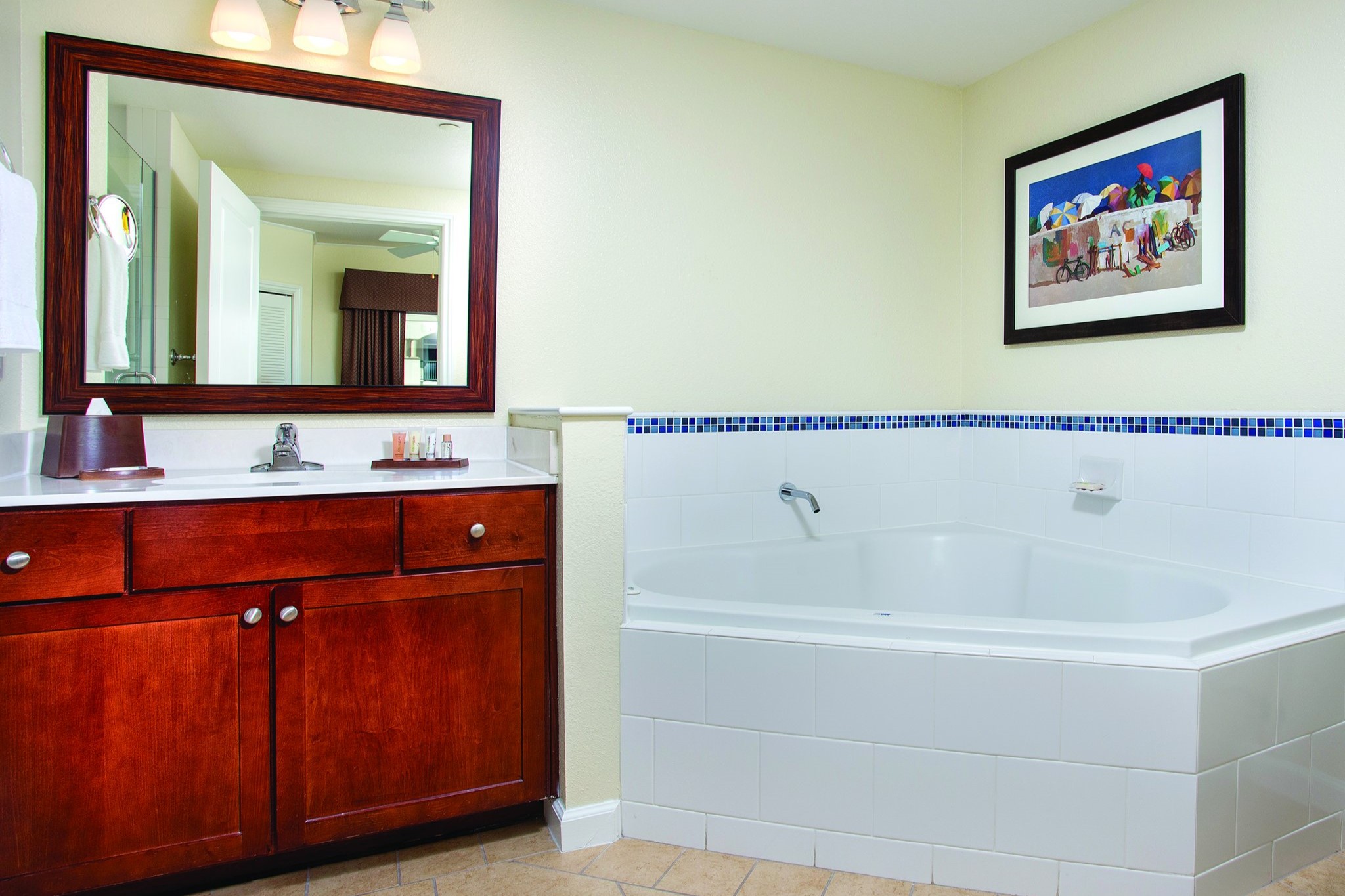 Oceanside_2_bdrm_master_bath_S