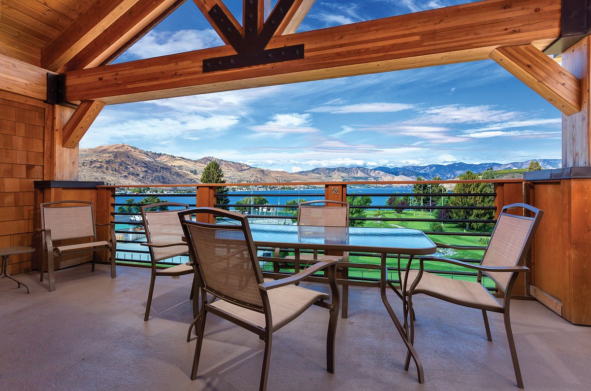 balcony-chelan-lake-house