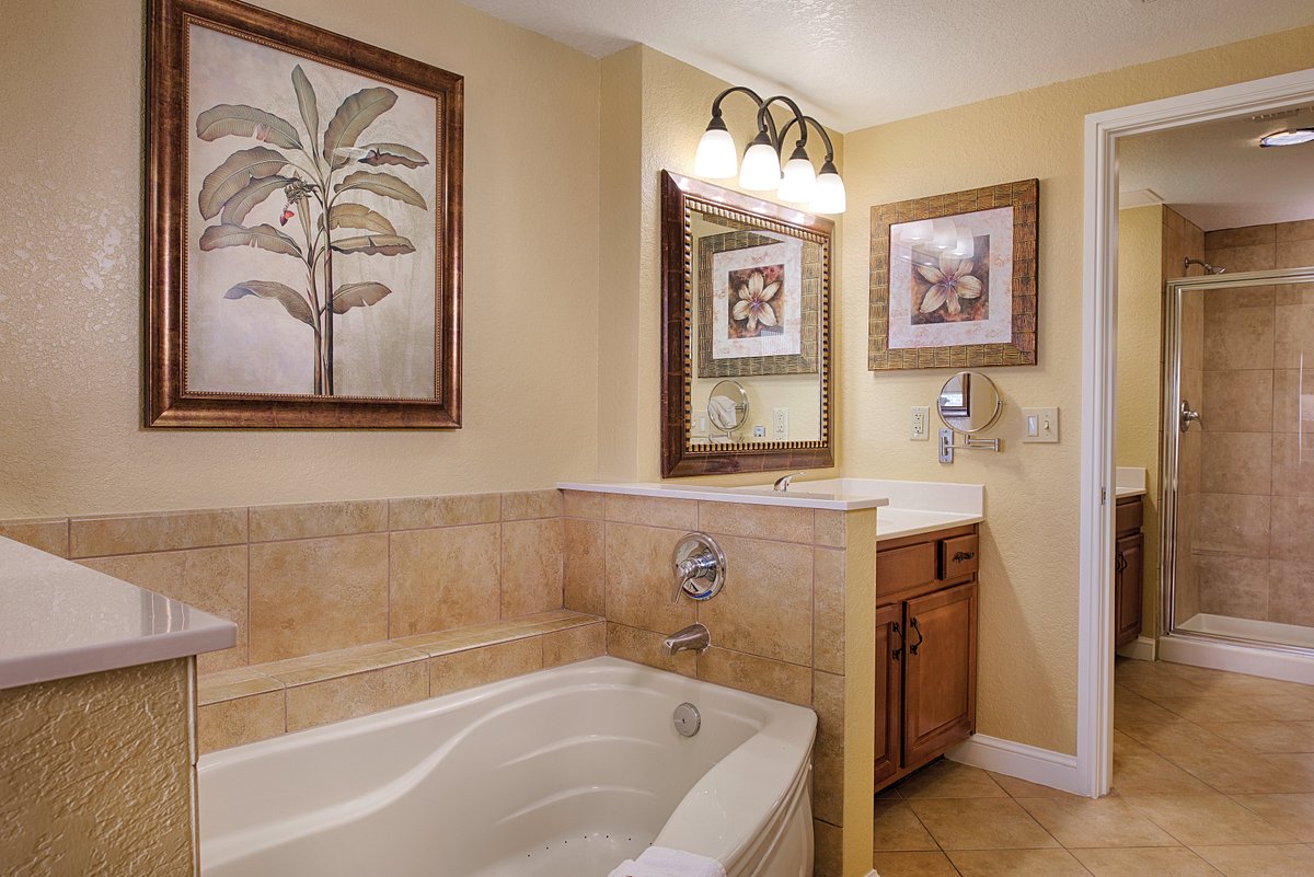 bathroom-club-wyndham-2-1 (2)