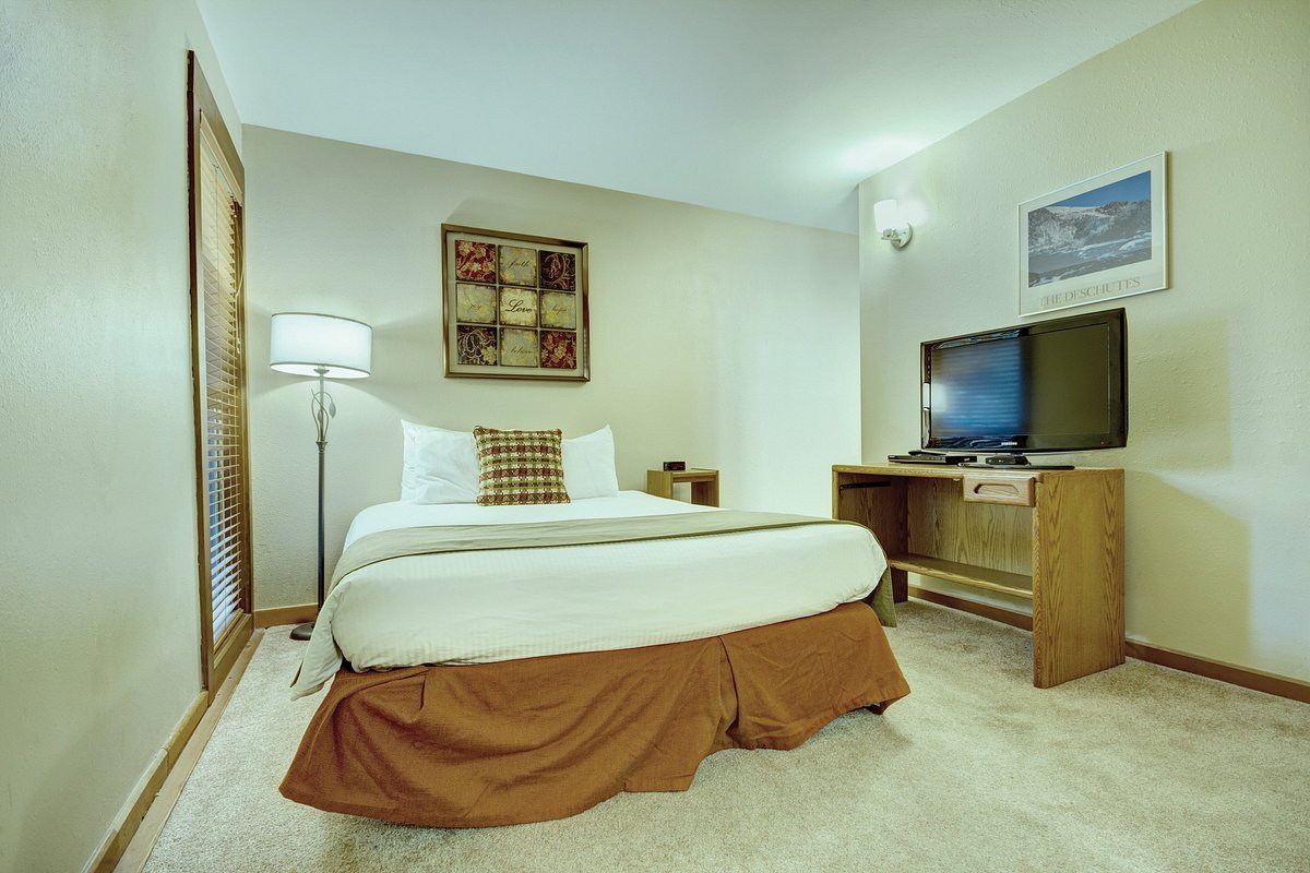 bedroom-bend-seventh (3)