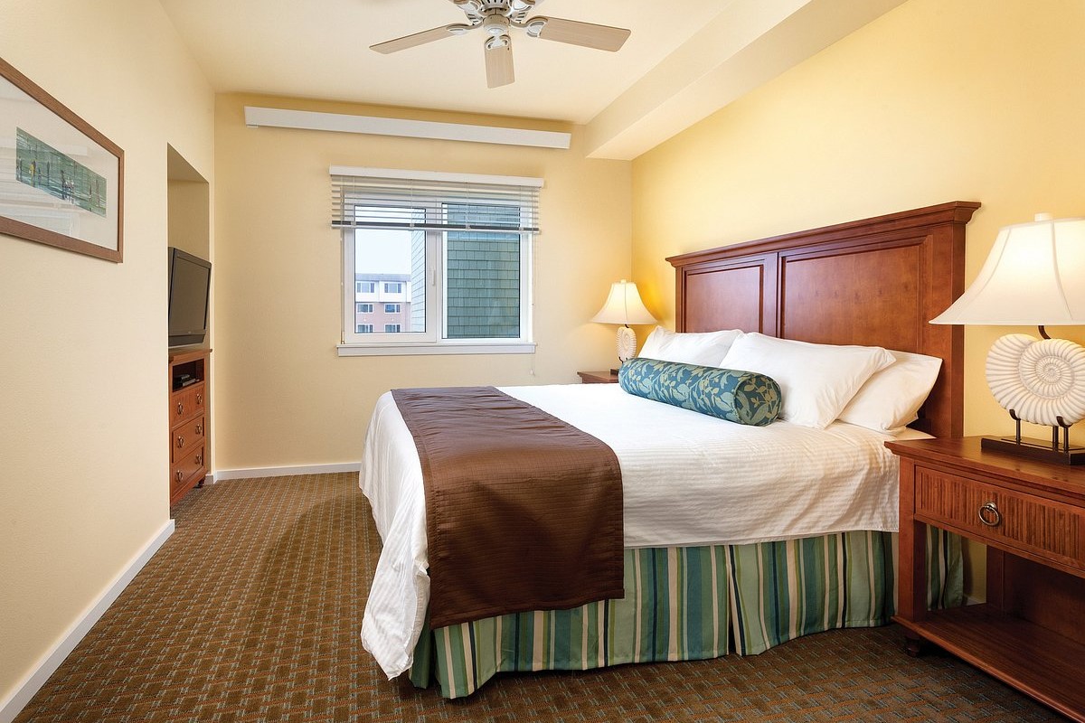 bedroom-long-beach (1)
