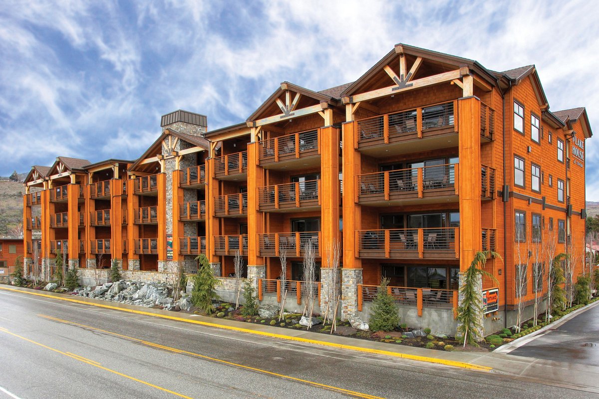 exterior-chelan-lake