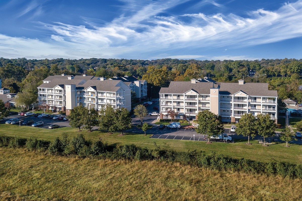 exterior-club-wyndham-5