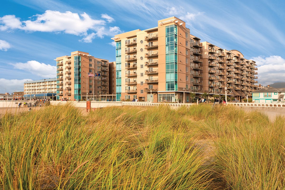 exterior-worldmark-seaside