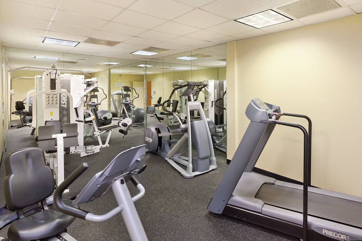 gym-worldmark-palm-springs (1)