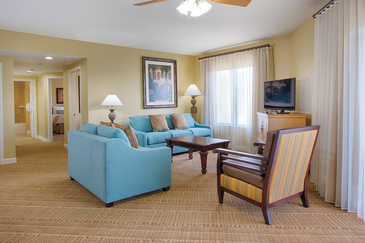 living-room-club-wyndham (8)
