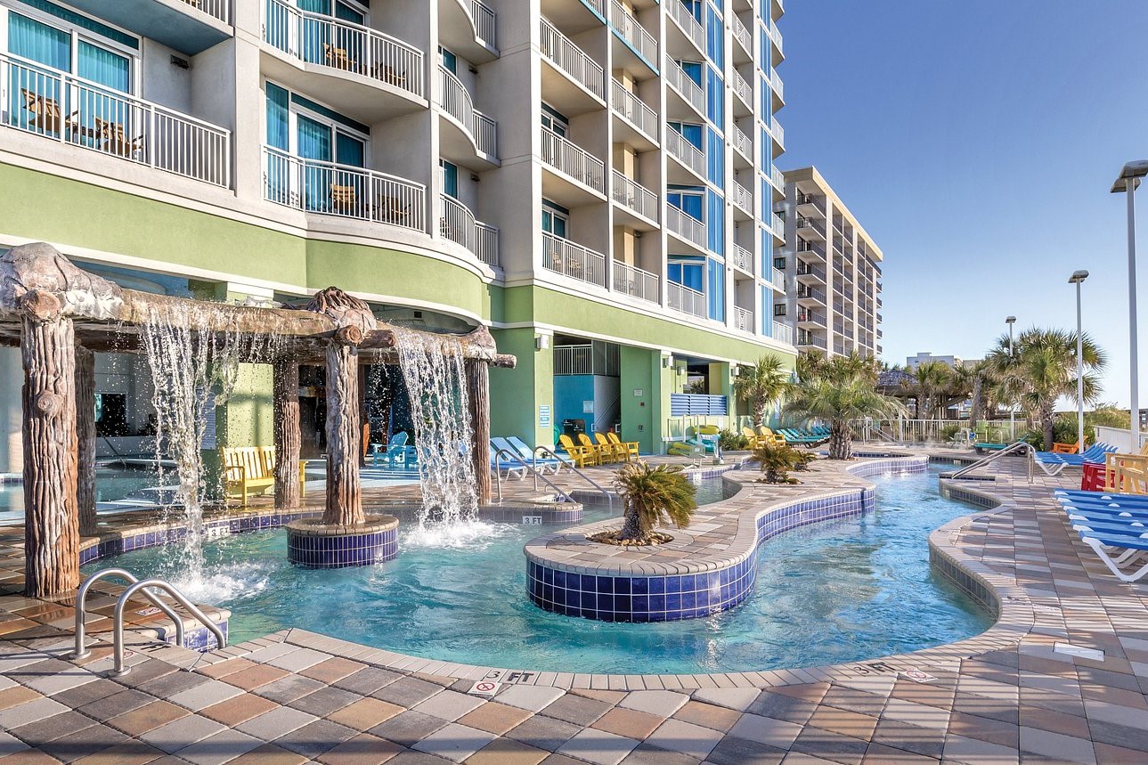 pool-towers-on-the-grove