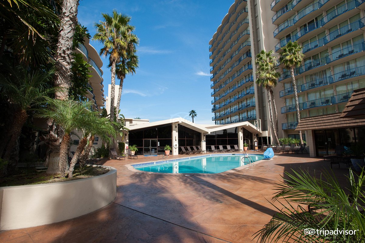 pool-v5228707