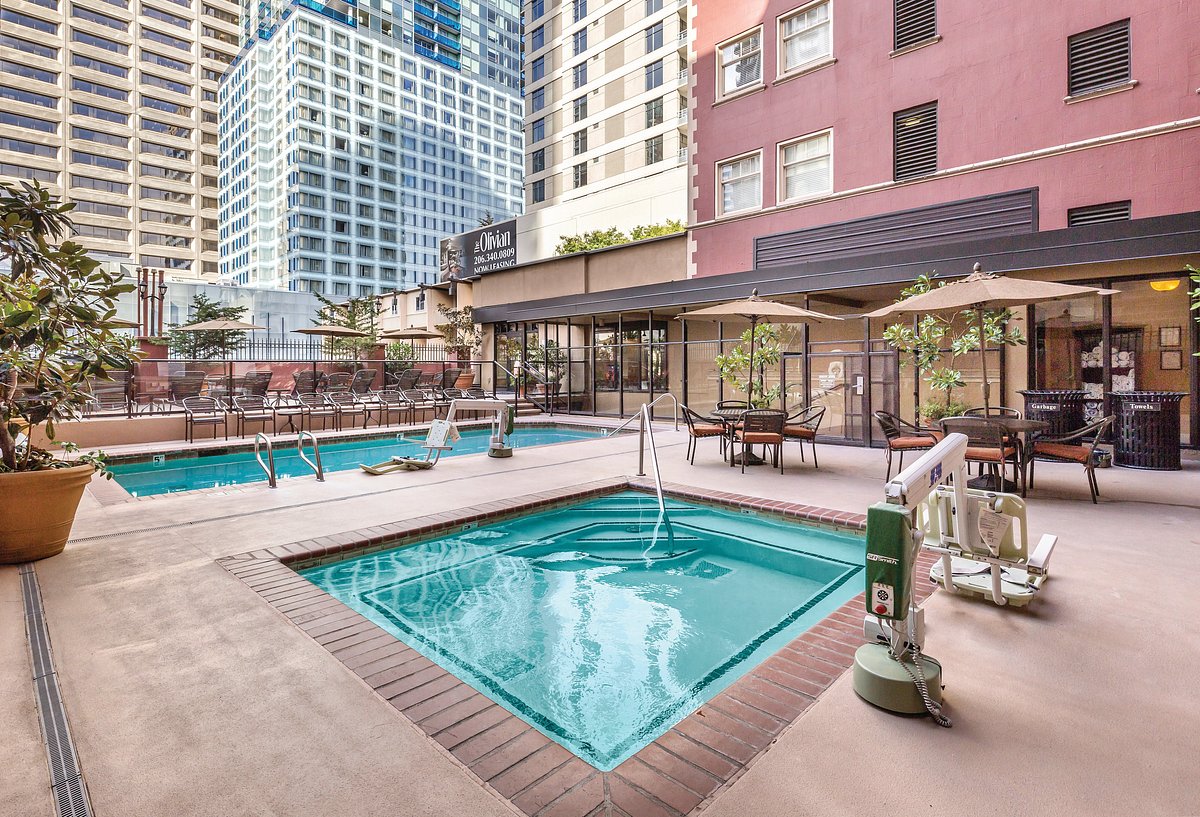 pool-worldmark-seattle-2
