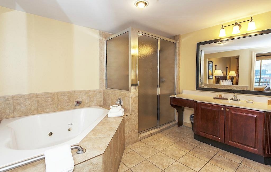 wyndham-old-town-alexandria-1