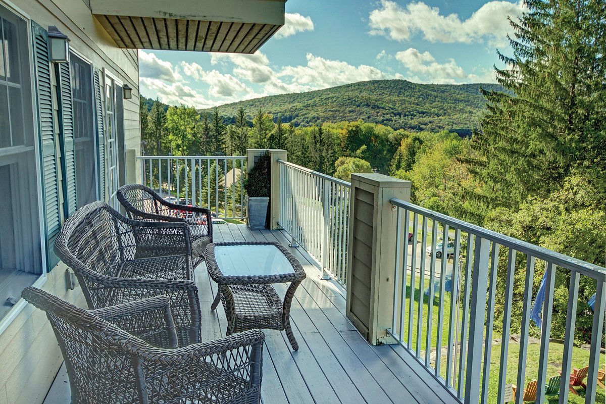 balcony-club-wyndham-4