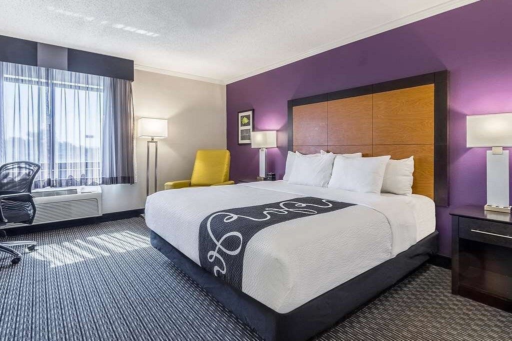guest-room-2024-12-20T151338.214