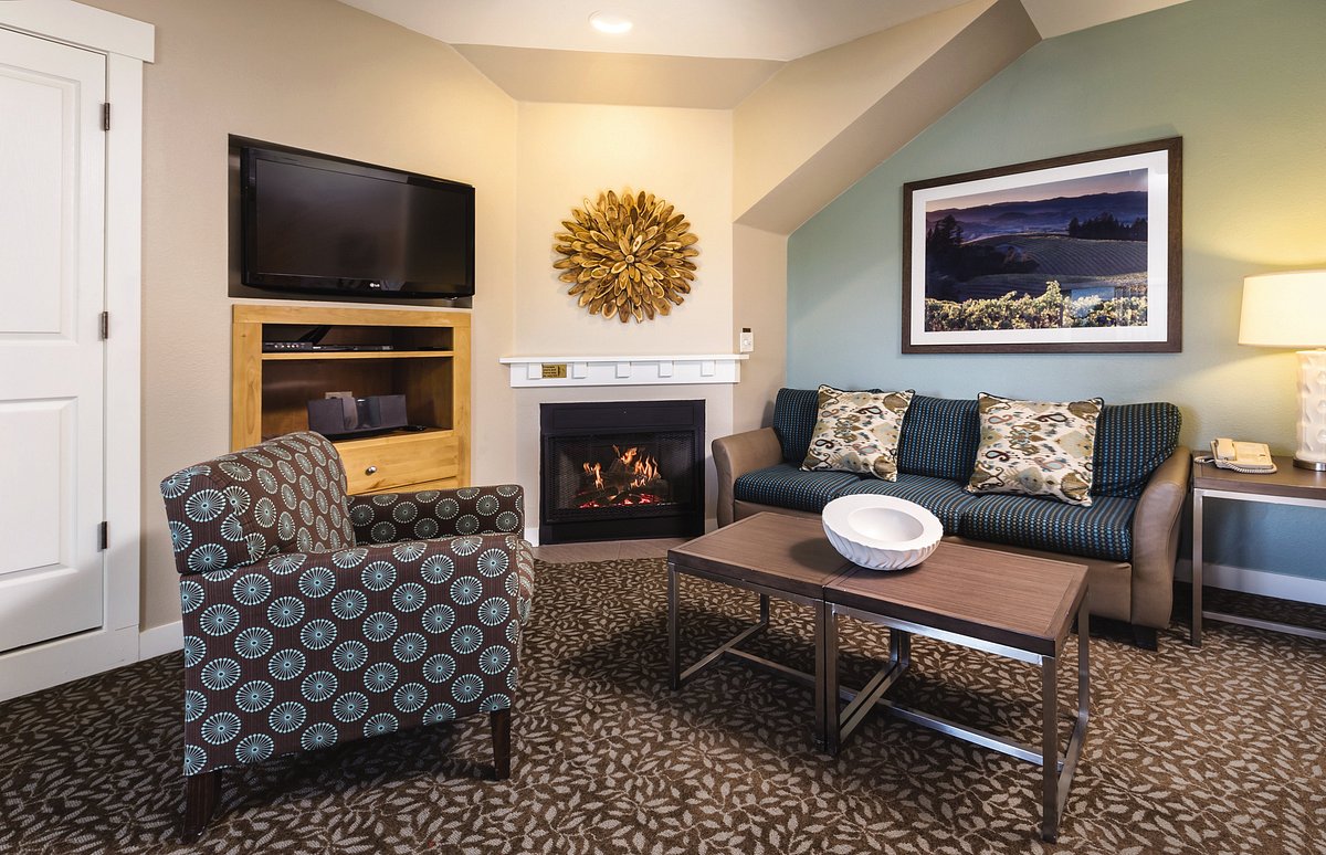 living-room-worldmark-2