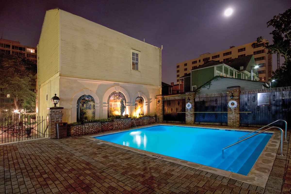 pool-club-wyndham-avenue-2 (1)