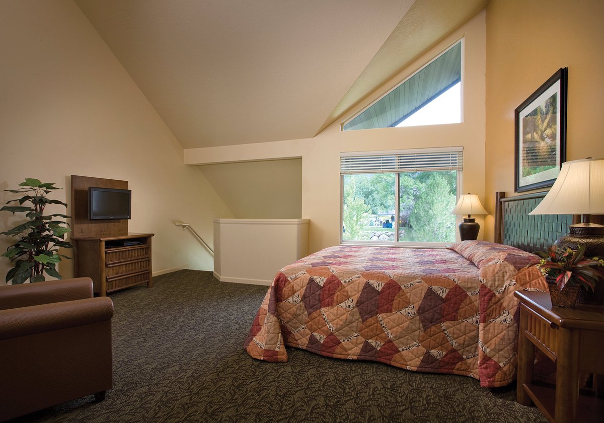 bedroom-worldmark-wolf-1