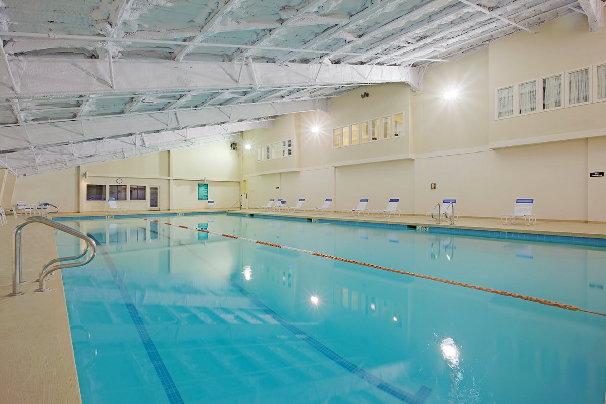 enjoy-swimming-year-round (1)