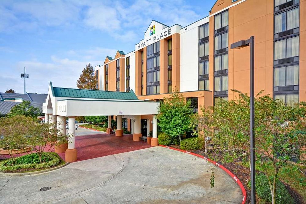 exterior - 2025-04-16T153000.665