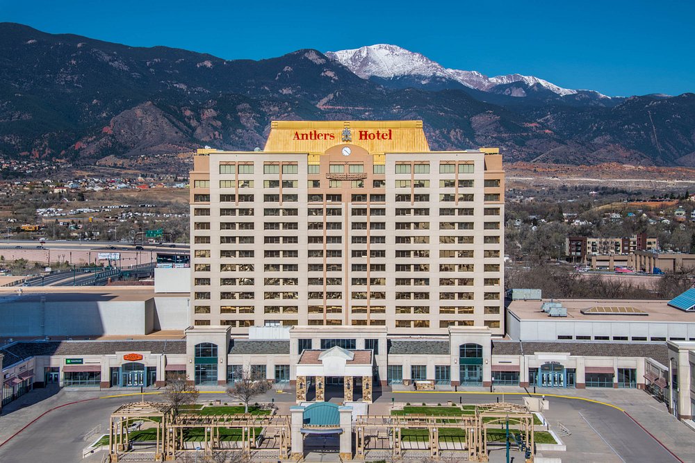 the-antlers-a-wyndham (2)