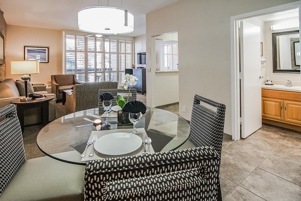 a-fully-equipped-dining